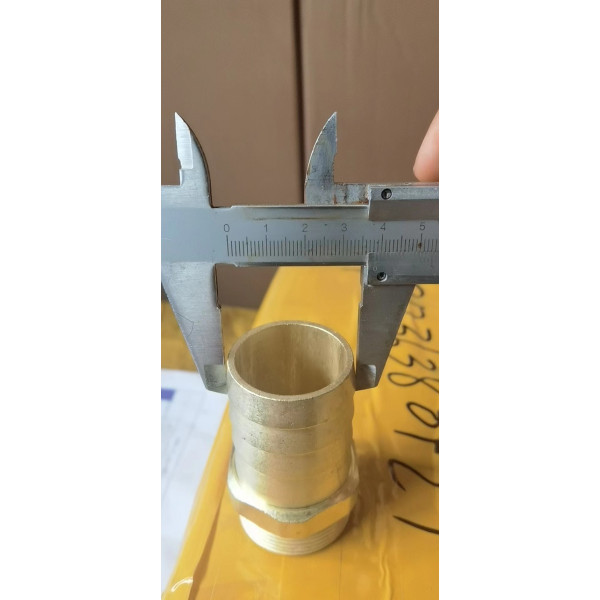 Штуцер 1 1/4х38 (98745626)