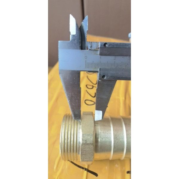 Штуцер 1 1/4х38 (98745626)